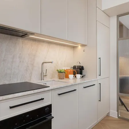 Elegancki Z Miejscem Do Pracy I Balkonem W Krakowie By Renters Διαμέρισμα Krasków